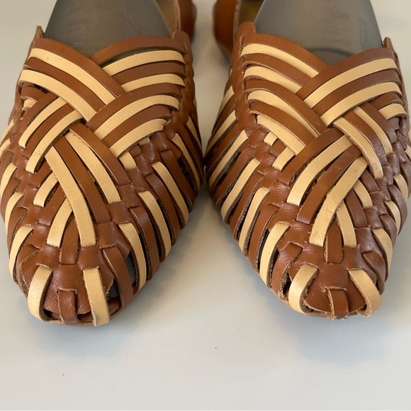 Pilcro Anthropologie Woven Leather Huarache Sandals - Tan & Ivory - Size 7M - Picture 4 of 10